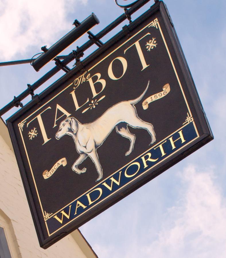 The Talbot Hotel Ледбери Экстерьер фото